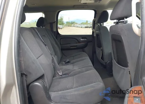 2007 Chevrolet Suburban 1500 Lt from USA, damaged, VIN 3GNFC16077G279989